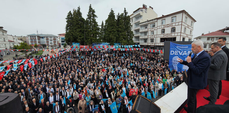 Meydanlar Enver Yılmaz İçin Doldu