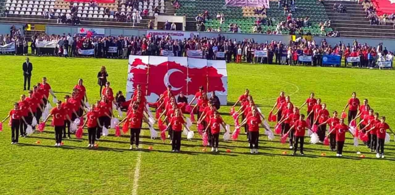 29 Ekim Cumhuriyet Bayrami 3