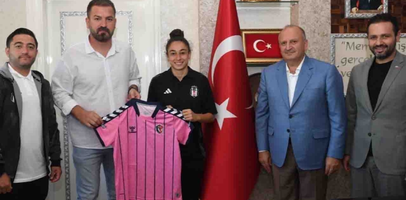 Beşiktaş Kadın Futbol Takımı Ünye'de